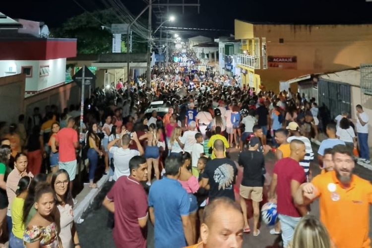Primeira Caminhada de Davi dos Anjos e Bodinho Neto Marca início da campanha com Apoio de Ricardo Mascarenhas