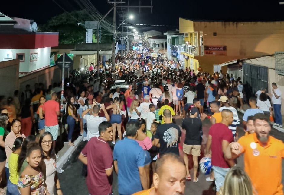 Primeira Caminhada de Davi dos Anjos e Bodinho Neto Marca início da campanha com Apoio de Ricardo Mascarenhas